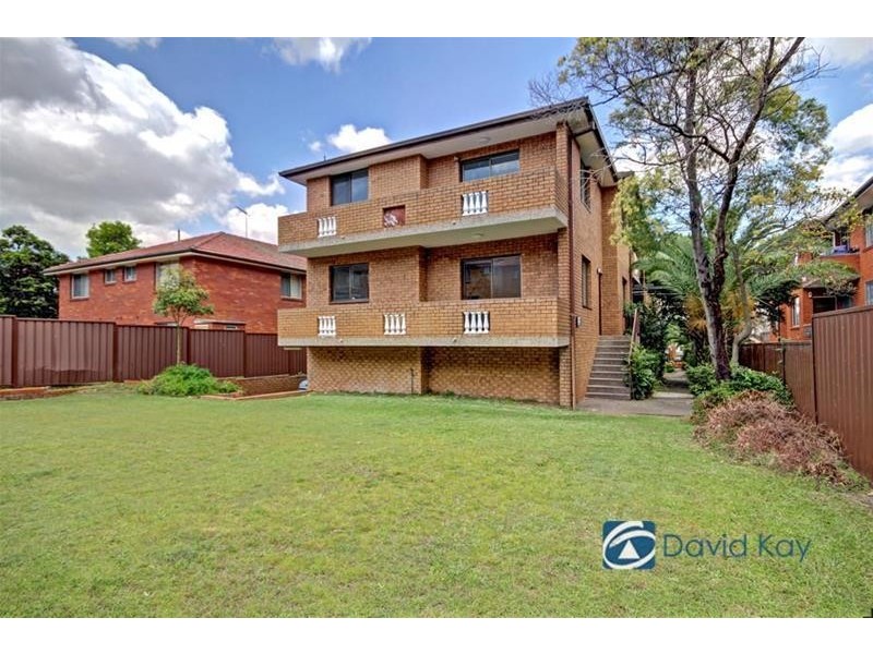 5/8 Ferguson Avenue, Punchbowl NSW 2196