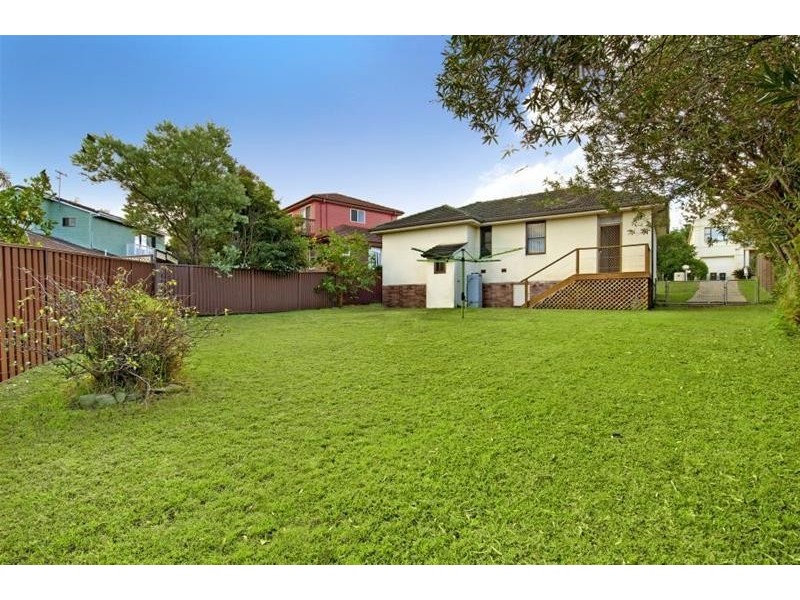 5 Nyan Street, Chifley NSW 2036