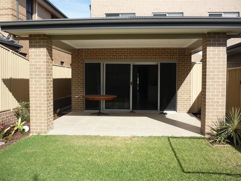 34 Eyres Street, Chifley NSW 2036