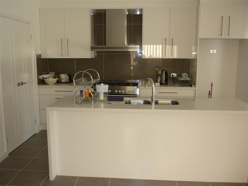 34 Eyres Street, Chifley NSW 2036