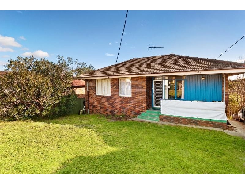 68 Lasseter Avenue, Chifley NSW 2036