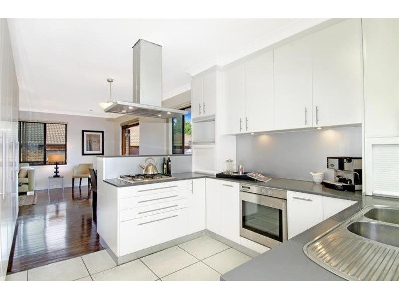 1/27 Grace Campbell Crescent, Hillsdale NSW 2036