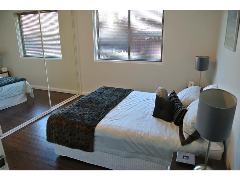 1/27 Grace Campbell Crescent, Hillsdale NSW 2036