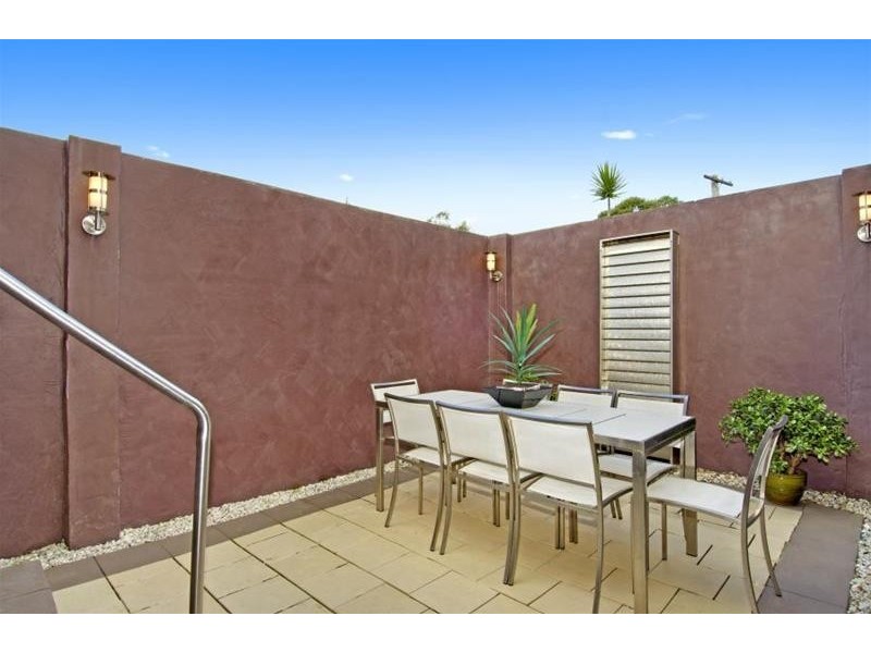 1/27 Grace Campbell Crescent, Hillsdale NSW 2036