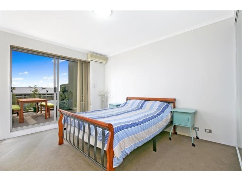 27/4 Gillespie Avenue, Alexandria NSW 2015