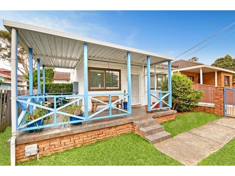 57 Caley Street, Chifley NSW 2036