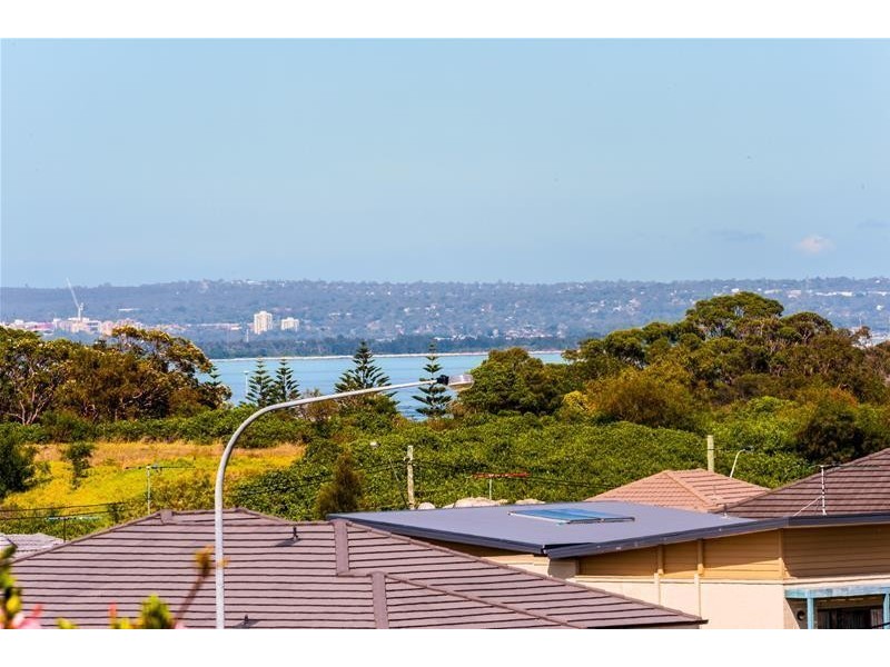 68 Lasseter Avenue, Chifley NSW 2036