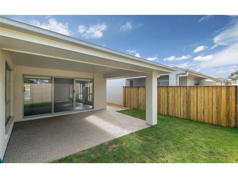 50  The Drive, Yamba NSW 2464