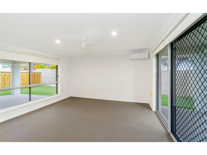 50  The Drive, Yamba NSW 2464