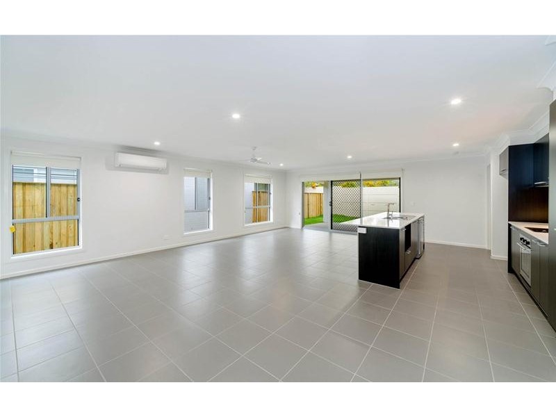 50  The Drive, Yamba NSW 2464