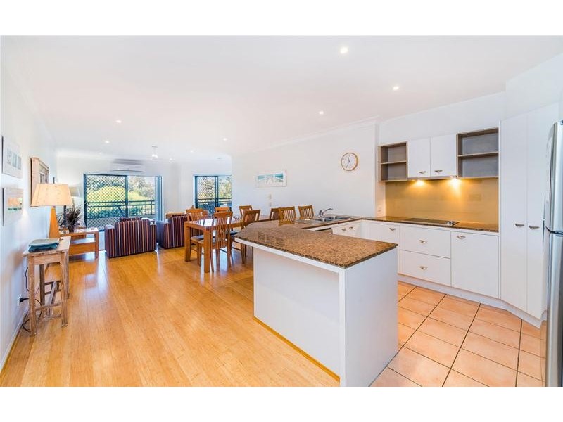 40/20 Pacific Parade, Yamba NSW 2464