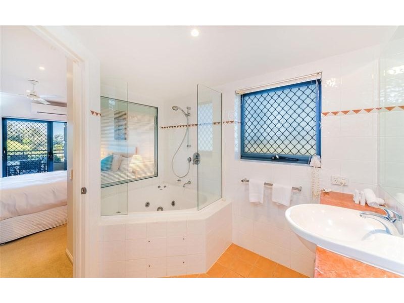 40/20 Pacific Parade, Yamba NSW 2464