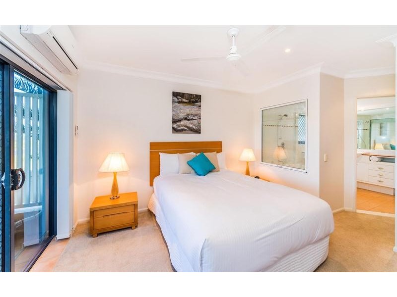 40/20 Pacific Parade, Yamba NSW 2464