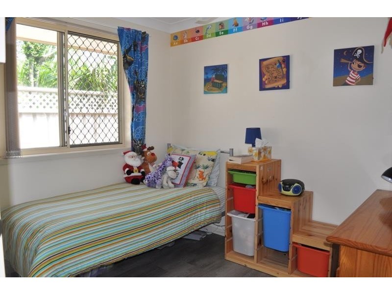 25 Admiralty Court, Yamba NSW 2464