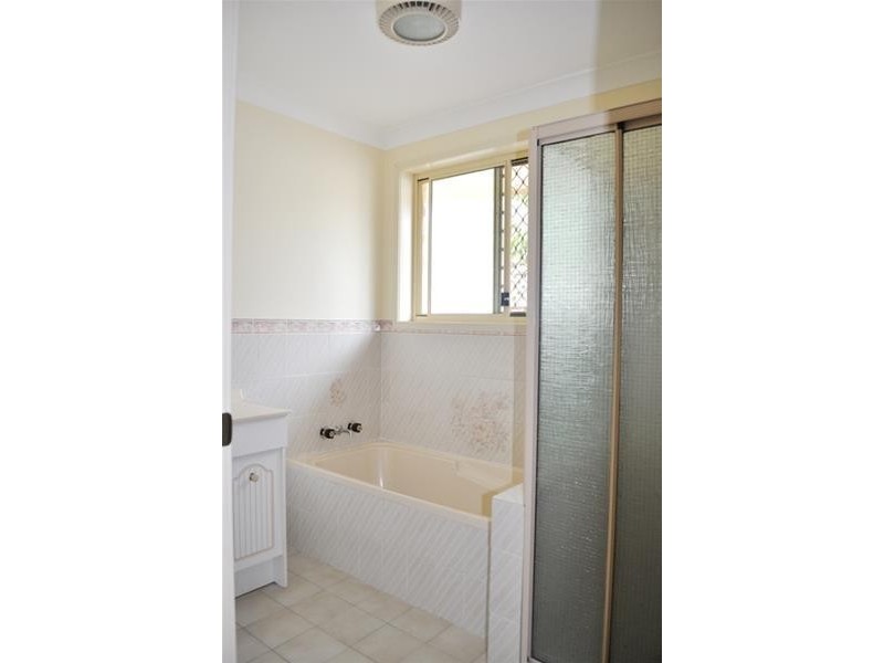 25 Admiralty Court, Yamba NSW 2464