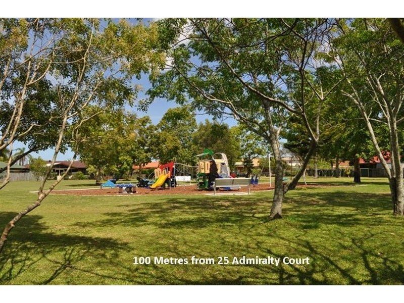 25 Admiralty Court, Yamba NSW 2464