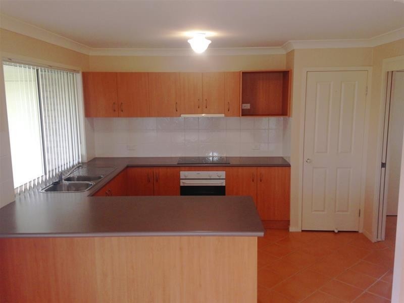 4 Bayview Drive, Yamba NSW 2464