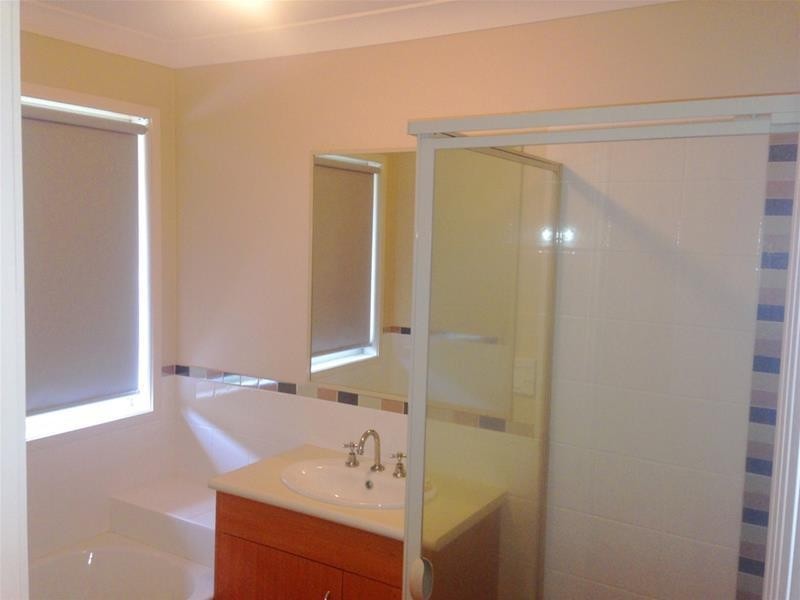 4 Bayview Drive, Yamba NSW 2464