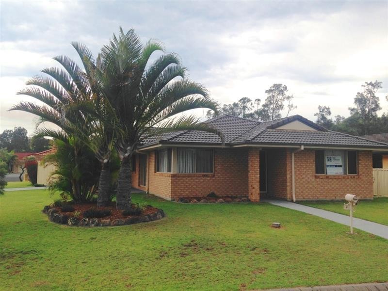 4 Bayview Drive, Yamba NSW 2464