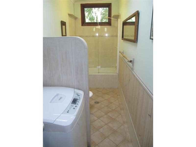 109 Lakes Boulevard, Wooloweyah NSW 2464