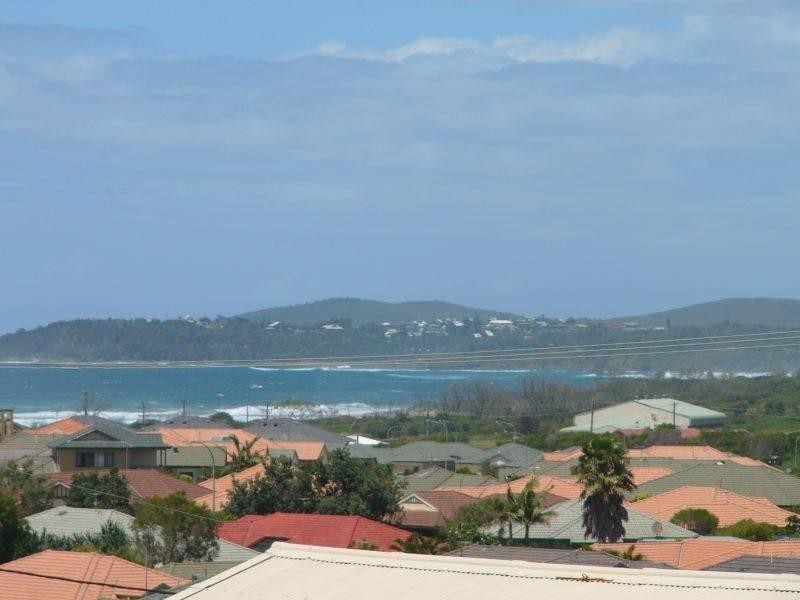 16 Henson Lane, Yamba NSW 2464