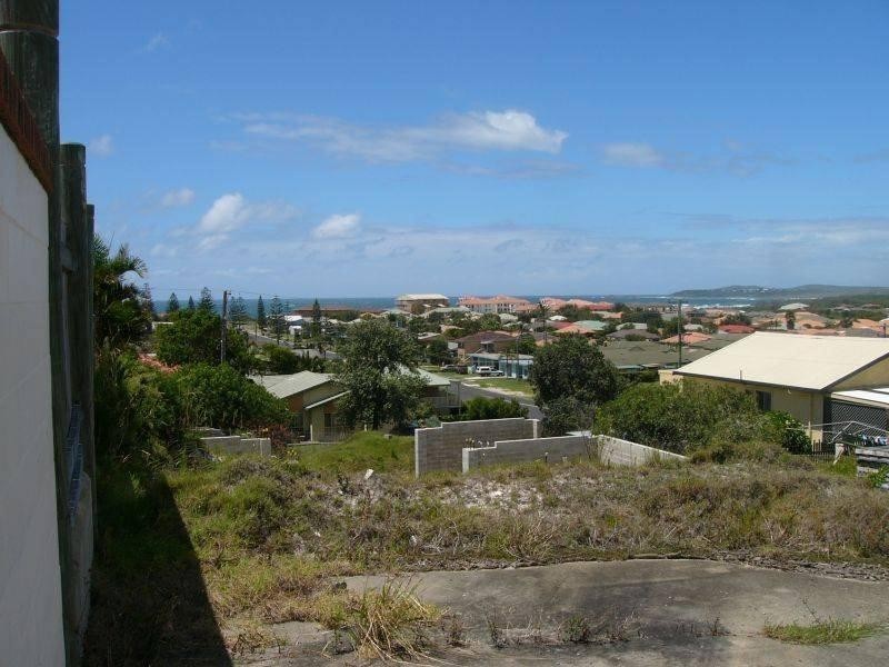 16 Henson Lane, Yamba NSW 2464