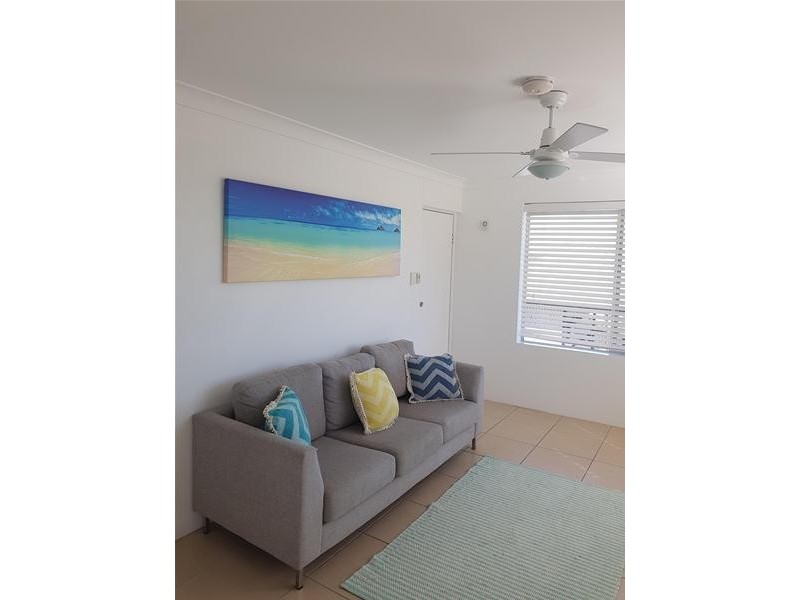 2/11 Campbell Lane, Yamba NSW 2464