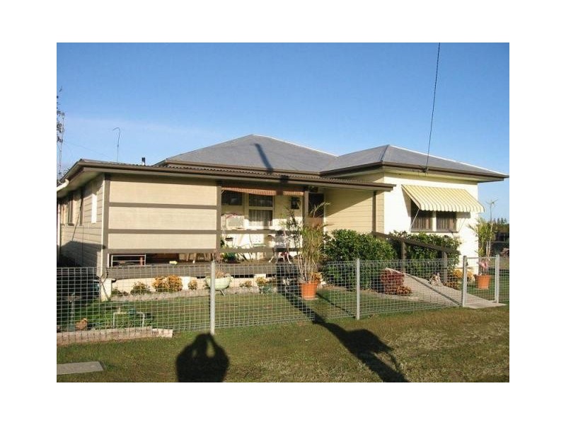 320 School Road, Palmers Island NSW 2463