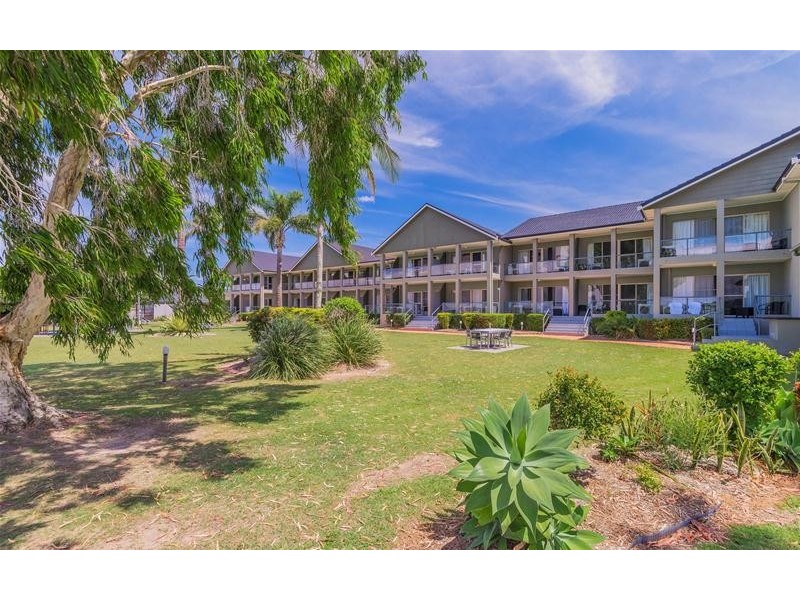Moby Dick Unit 20/27 Yamba Road, Yamba NSW 2464