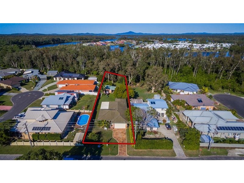 276 Yamba Road, Yamba NSW 2464