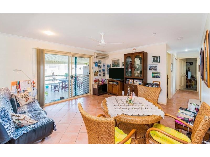 276 Yamba Road, Yamba NSW 2464