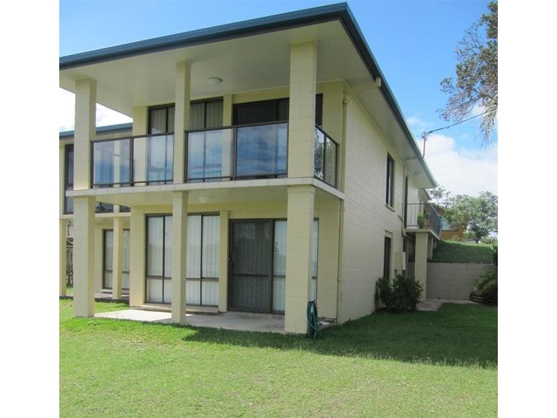 3/2 Claude Street, Yamba NSW 2464