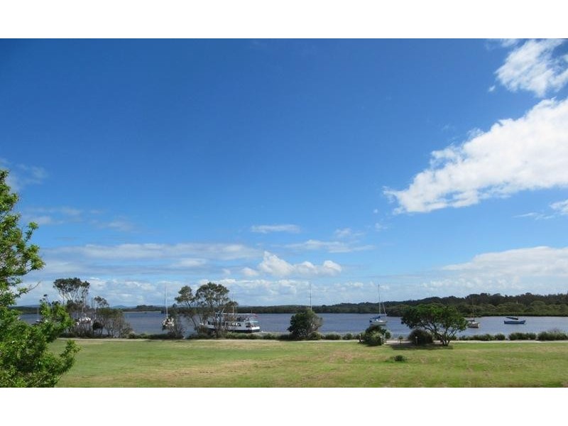 3/2 Claude Street, Yamba NSW 2464