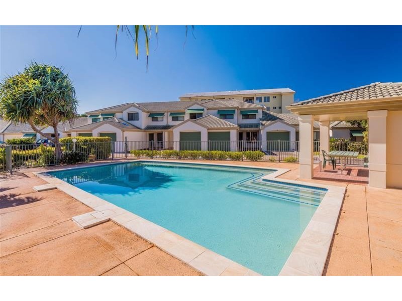 3/6-8 Beachside Way, Yamba NSW 2464