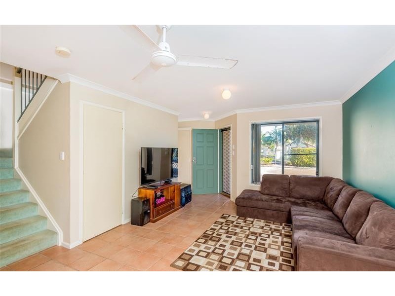 3/6-8 Beachside Way, Yamba NSW 2464