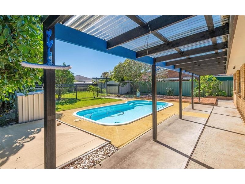 17 Hakea Avenue, Yamba NSW 2464