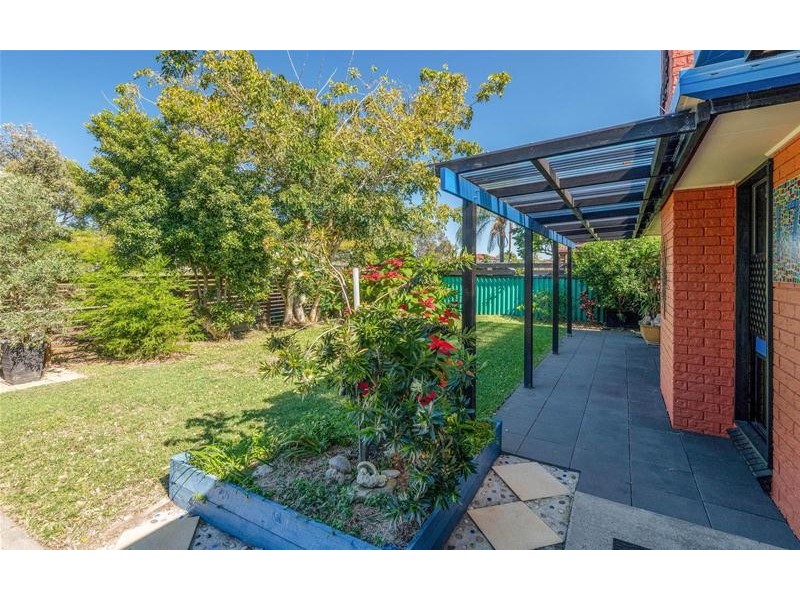 17 Hakea Avenue, Yamba NSW 2464