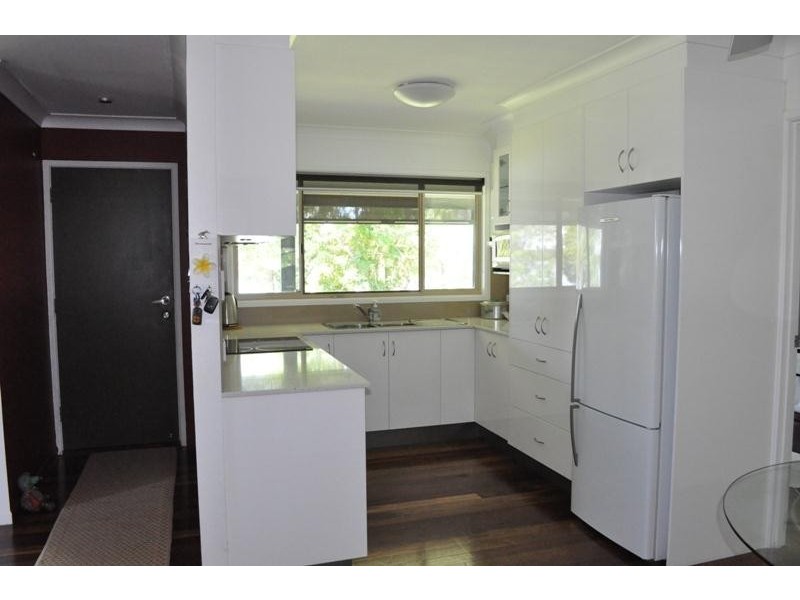 2 Yamba Street, Palmers Island NSW 2463