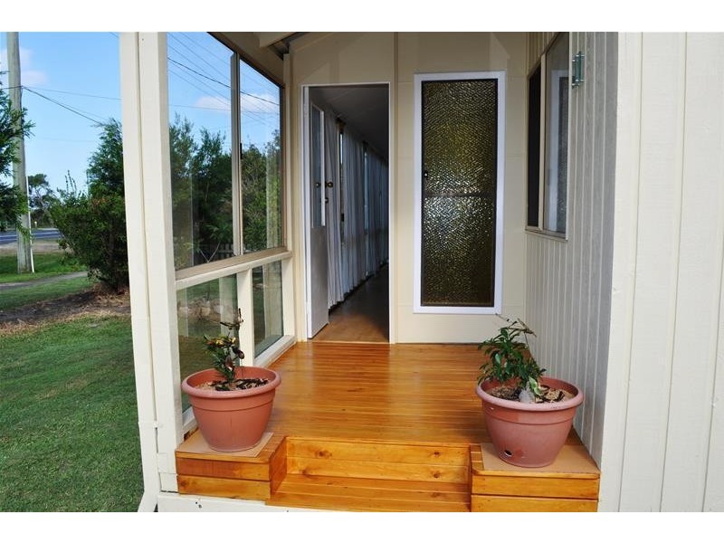 22 Yamba Road, Yamba NSW 2464