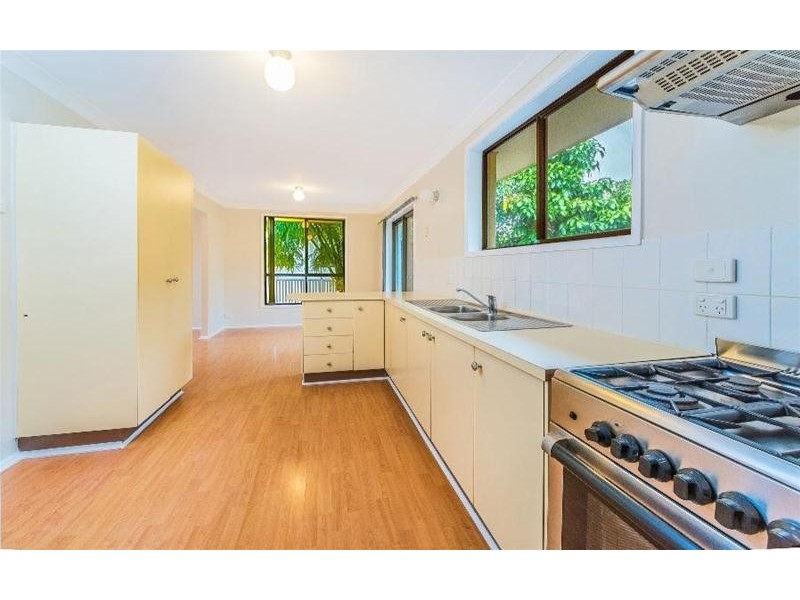 12 Endeavour Street, Yamba NSW 2464