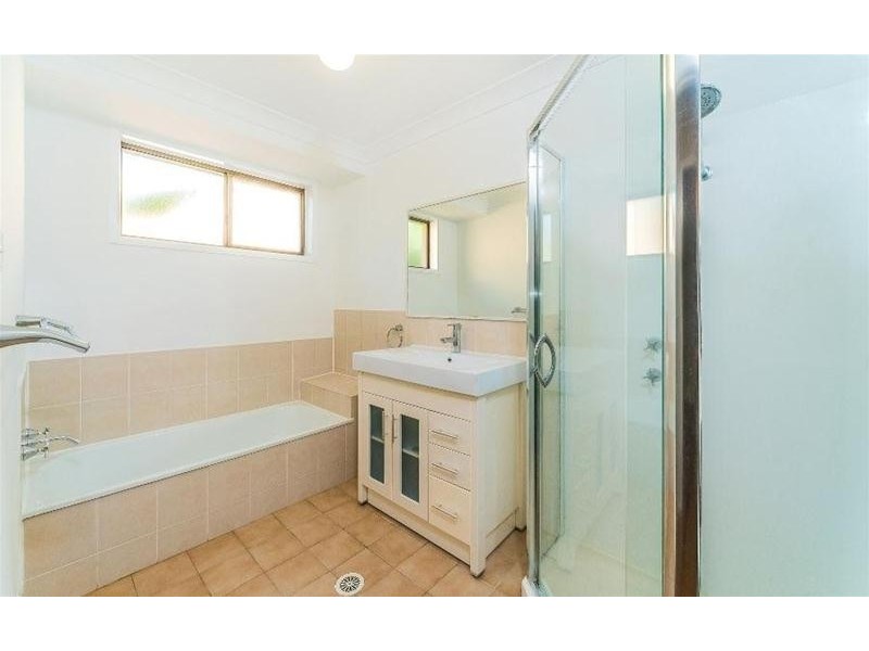 12 Endeavour Street, Yamba NSW 2464