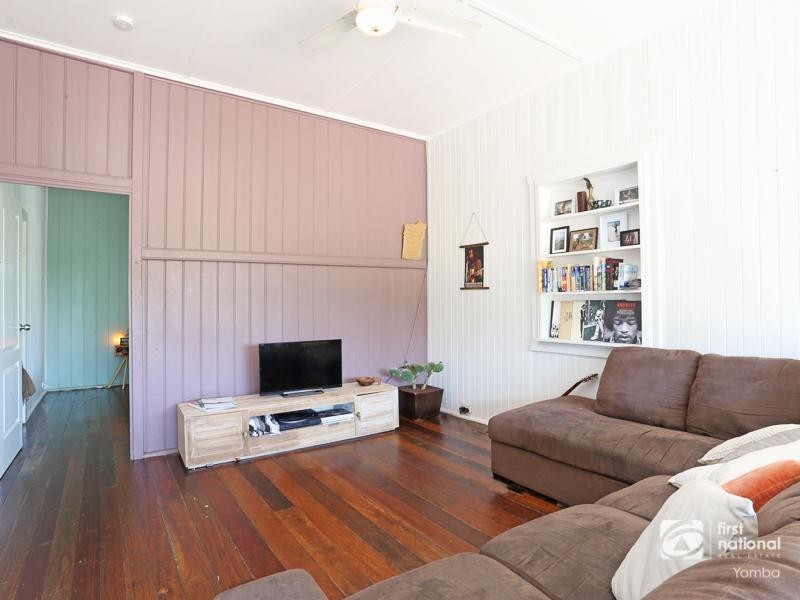 9 High Street, Yamba NSW 2464