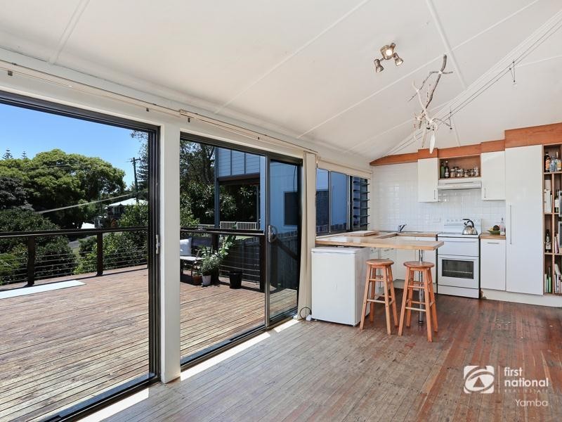 9 High Street, Yamba NSW 2464