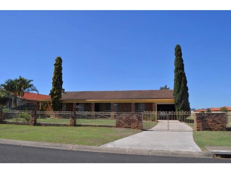 2 Witonga Drive, Yamba NSW 2464
