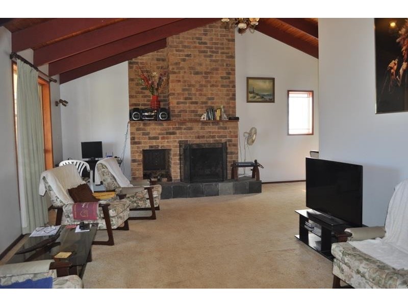 2 Witonga Drive, Yamba NSW 2464