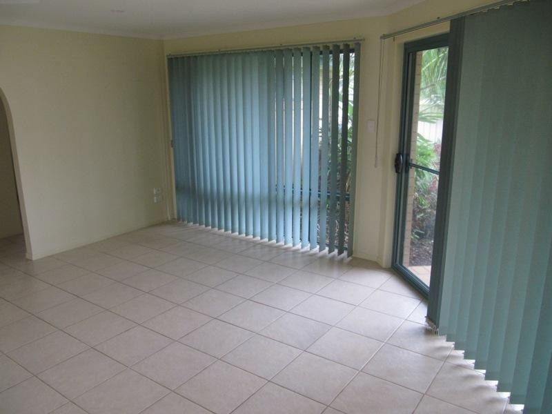 26 Harold Tory Drive, Yamba NSW 2464