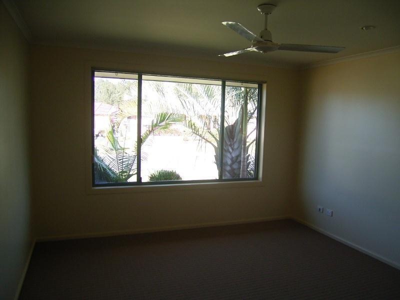 26 Harold Tory Drive, Yamba NSW 2464