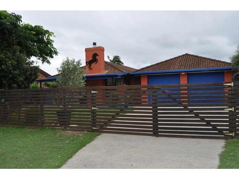 17 Hakea Avenue, Yamba NSW 2464