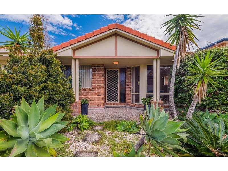 43 William Avenue, Yamba NSW 2464