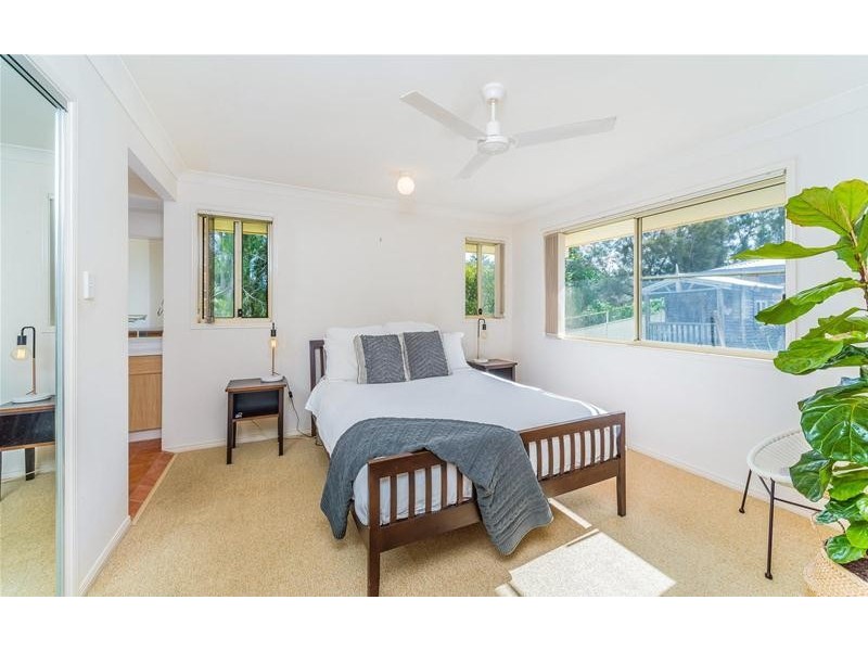 43 William Avenue, Yamba NSW 2464